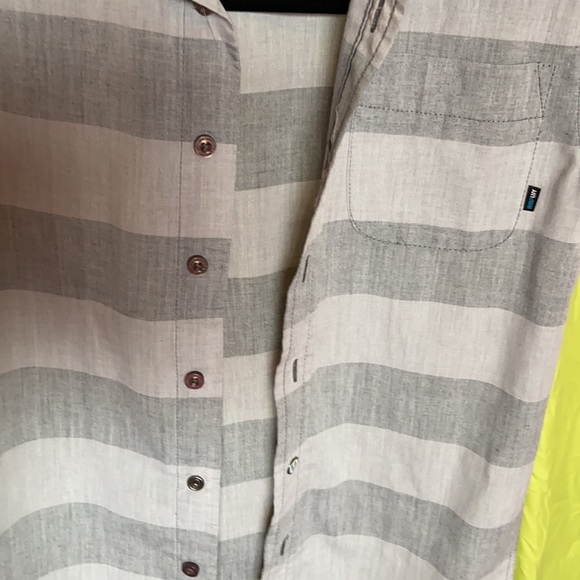 Amplify short sleeve button up shirt - Picture 5 of 6